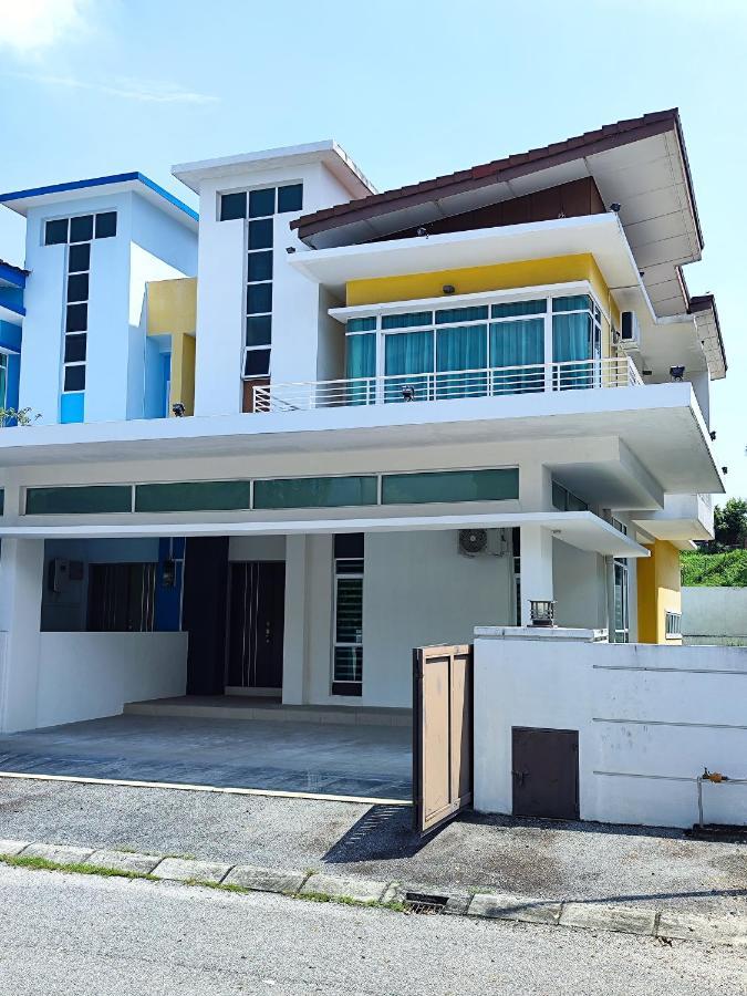 Ipoh View Cozy Big House